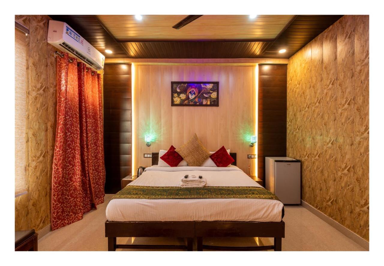 Bundeli Farm Resort & Banquet Orchha Esterno foto