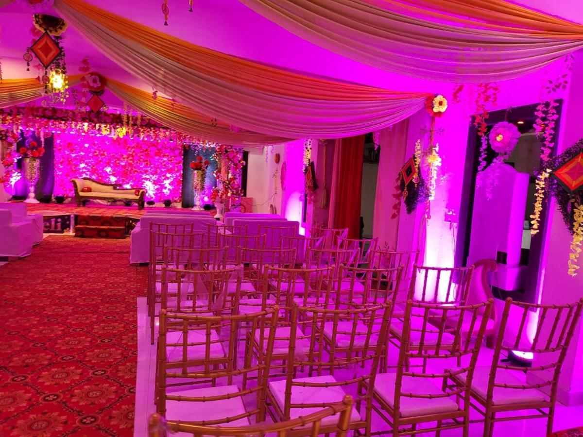 Bundeli Farm Resort & Banquet Orchha Esterno foto
