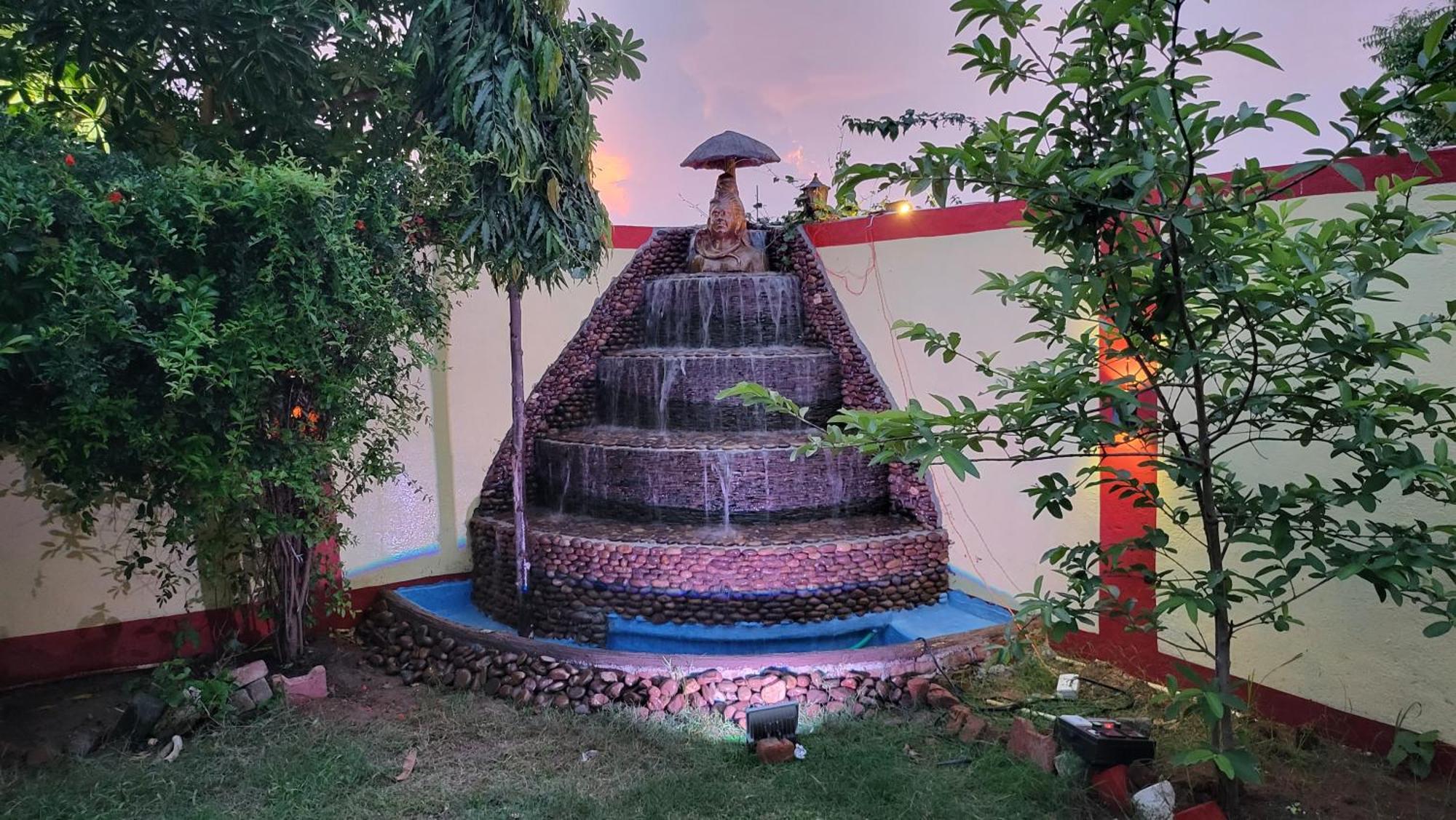 Bundeli Farm Resort & Banquet Orchha Esterno foto