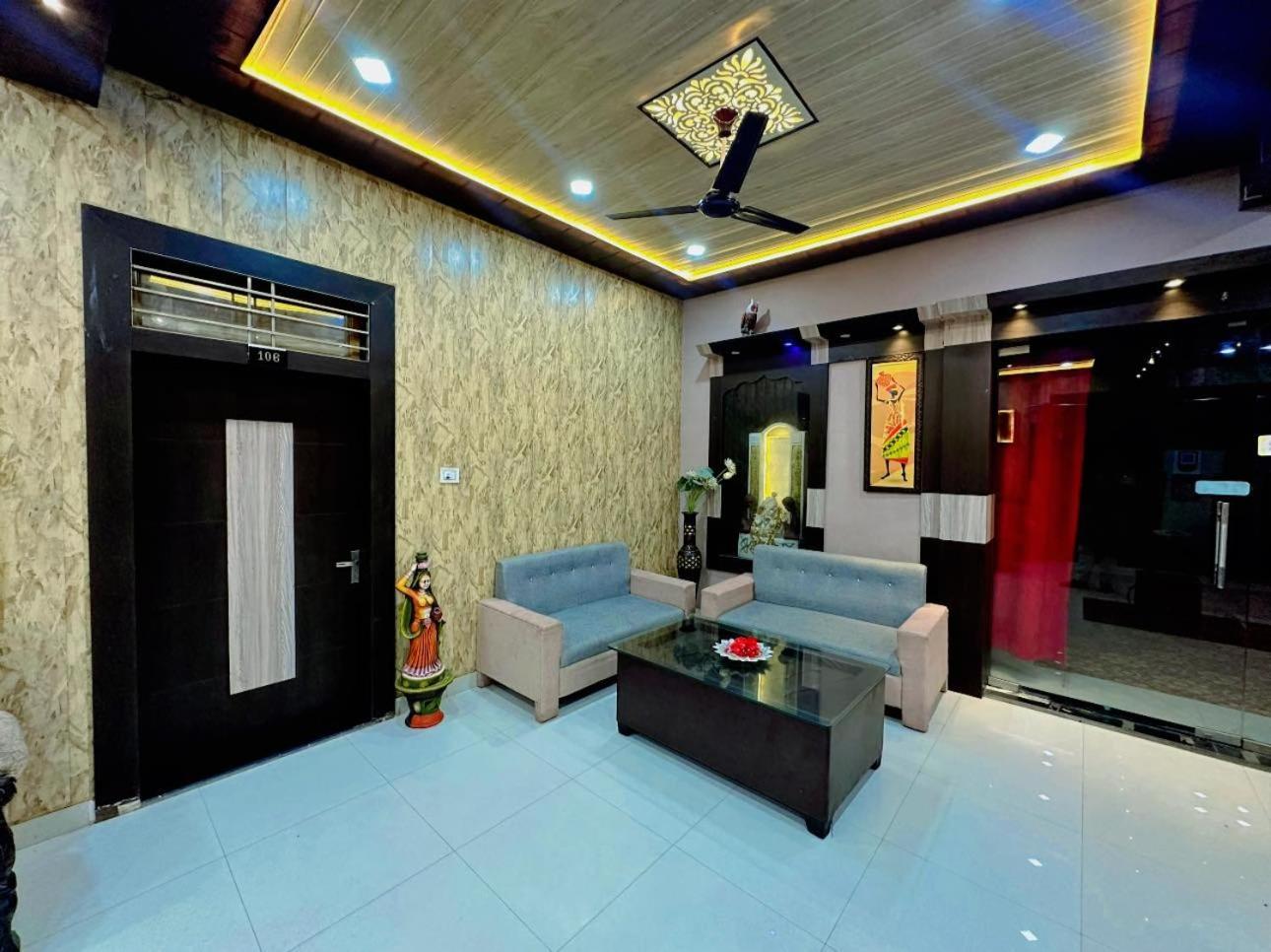 Bundeli Farm Resort & Banquet Orchha Esterno foto