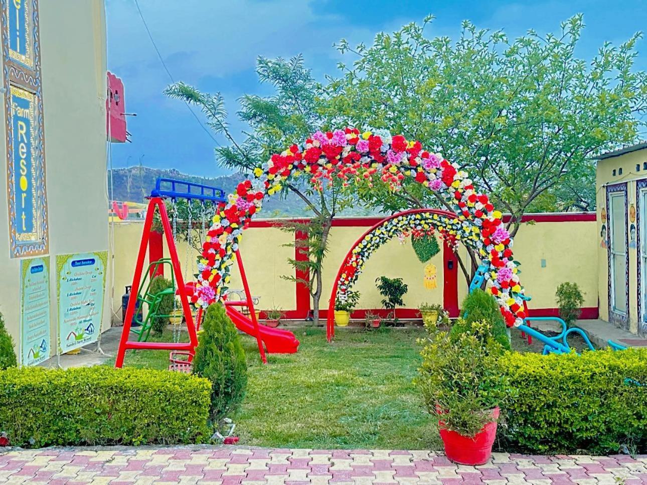 Bundeli Farm Resort & Banquet Orchha Esterno foto