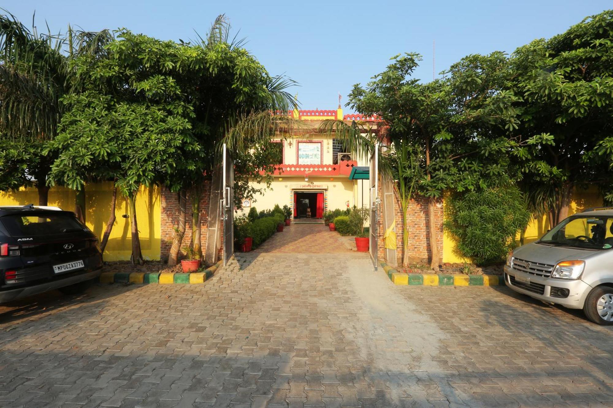 Bundeli Farm Resort & Banquet Orchha Esterno foto