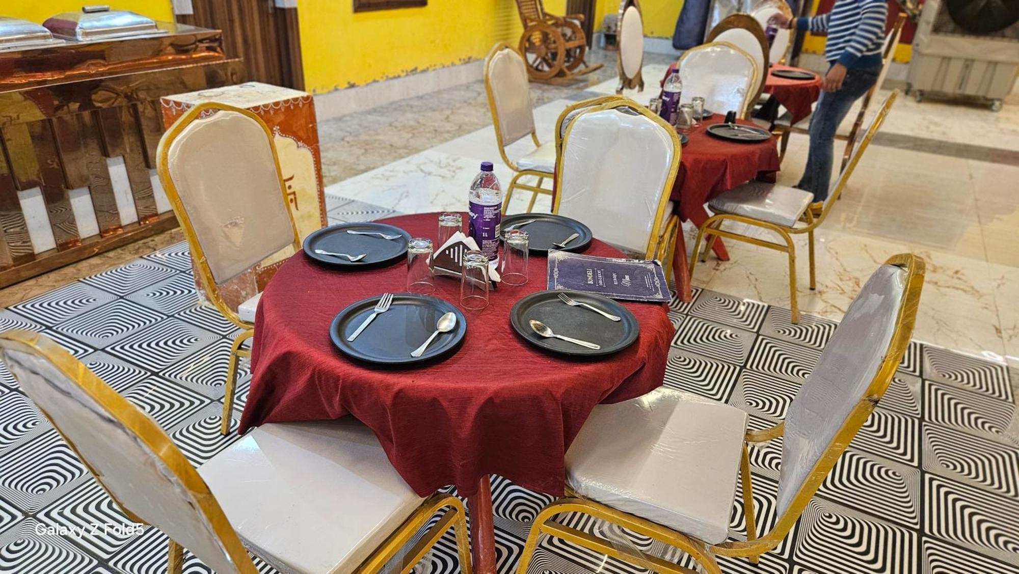 Bundeli Farm Resort & Banquet Orchha Esterno foto
